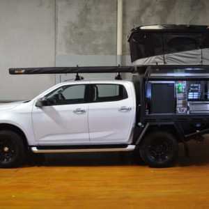 DA 4WD – 2 Berth Side View