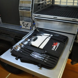 DA Premium 4WD – 2-5 Berth Kitchen Utensils