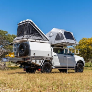 DA Premium Plus 4WD – 2-5 Berth Side View 2