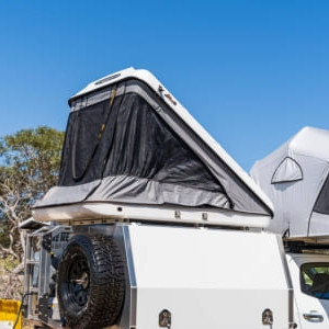 DA Premium Plus 4WD – 2-5 Berth Upper View