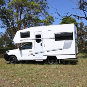 WA 4WD Motorhome – 2 Berth Side View 2