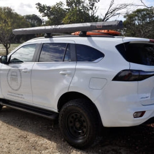 DA 4WD – 5 Seater Back View