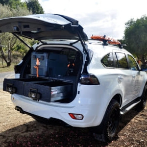 DA 4WD – 5 Seater Back View 4