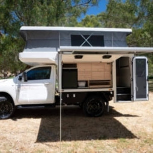 RS Luxury 4WD Hilux – 2 Berth Sleep Inside Awning