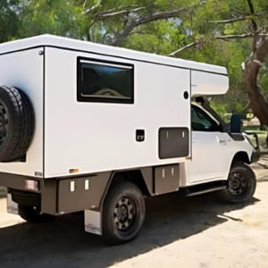 RS Luxury 4WD Hilux – 2 Berth Sleep Inside Side View