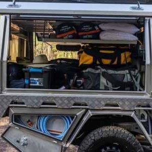 ADV HILUX 4WD – 4-5 Berth – Storage ADV HILUX 4WD – 4-5 Berth – Storage