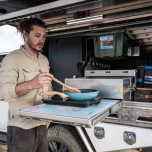 ADV Hilux 4WD – 2-5 Berth Exterior cooktop ADV Hilux 4WD – 2-5 Berth Exterior cooktop