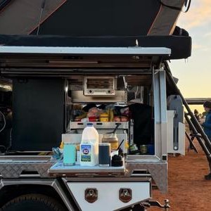 A4W Hilux 4WD – 2-5 Berth Storage A4W Hilux 4WD – 2-5 Berth Storage