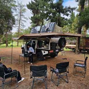 AW4 – 4WD Car Dining chairs