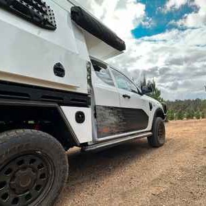 AW4 – Pop Top 4WD – 2 Berth (12)