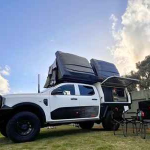 AW4 – RTT 4WD – 2-5 Berth Exterior Camping Chairs & Table