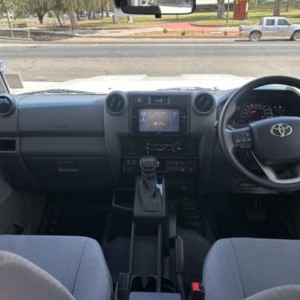 OL 4WD Landcruiser – 2-5 Berth AU Dashboard View OL 4WD Landcruiser – 2-5 Berth AU Dashboard View