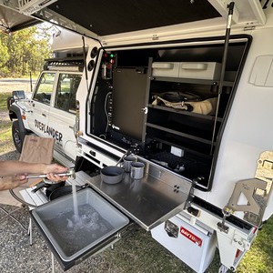 OL 4WD Landcruiser – 2-5 Berth AU Outdoor Kitchen Setup Rear OL 4WD Landcruiser – 2-5 Berth AU Outdoor Kitchen Setup Rear