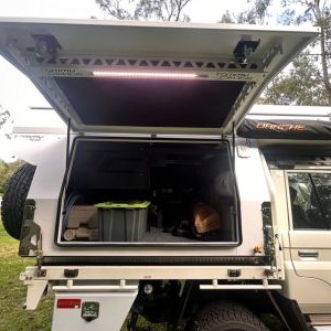 OL 4WD Landcruiser – 2-5 Berth AU Rear Canopy Open Storage Interior OL 4WD Landcruiser – 2-5 Berth AU Rear Canopy Open Storage Interior