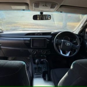 cb-hilux-rtt-4-5-berth-au- (3)