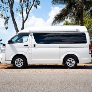 aw-hp-campervan-3-berth-au-exterior-sideview