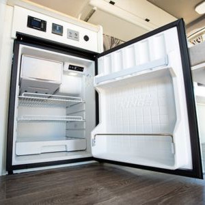 aw-hp-campervan-3-berth-au-refrigerator