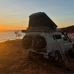 bc-landcruiser-4wd-2-berth-au-exterior-2