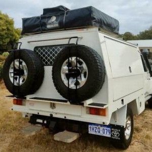 bc-landcruiser-4wd-2-berth-au-exterior-back