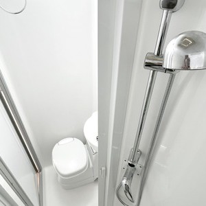Jucy Chilld Big Kahuna 6 Berth AU Interior Bathroom Shower