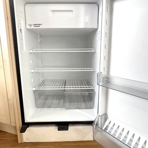 Jucy Chilld Big Kahuna 6 Berth AU Interior Refrigerator Internal Shelves